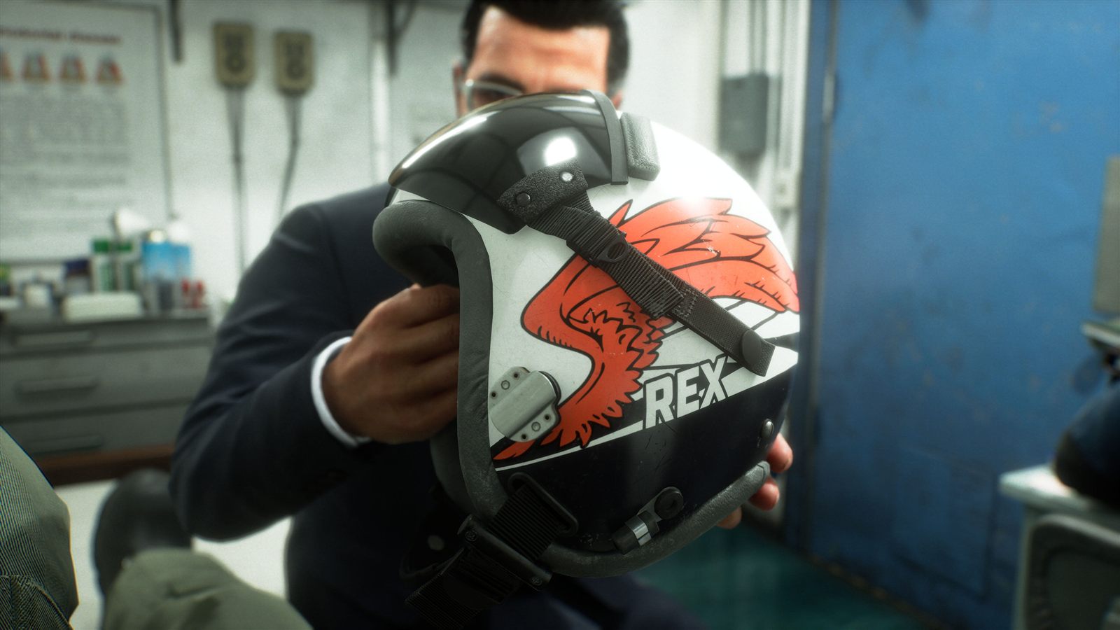 Pilota con casco nell'immagine ufficiale di Ace Combat 8