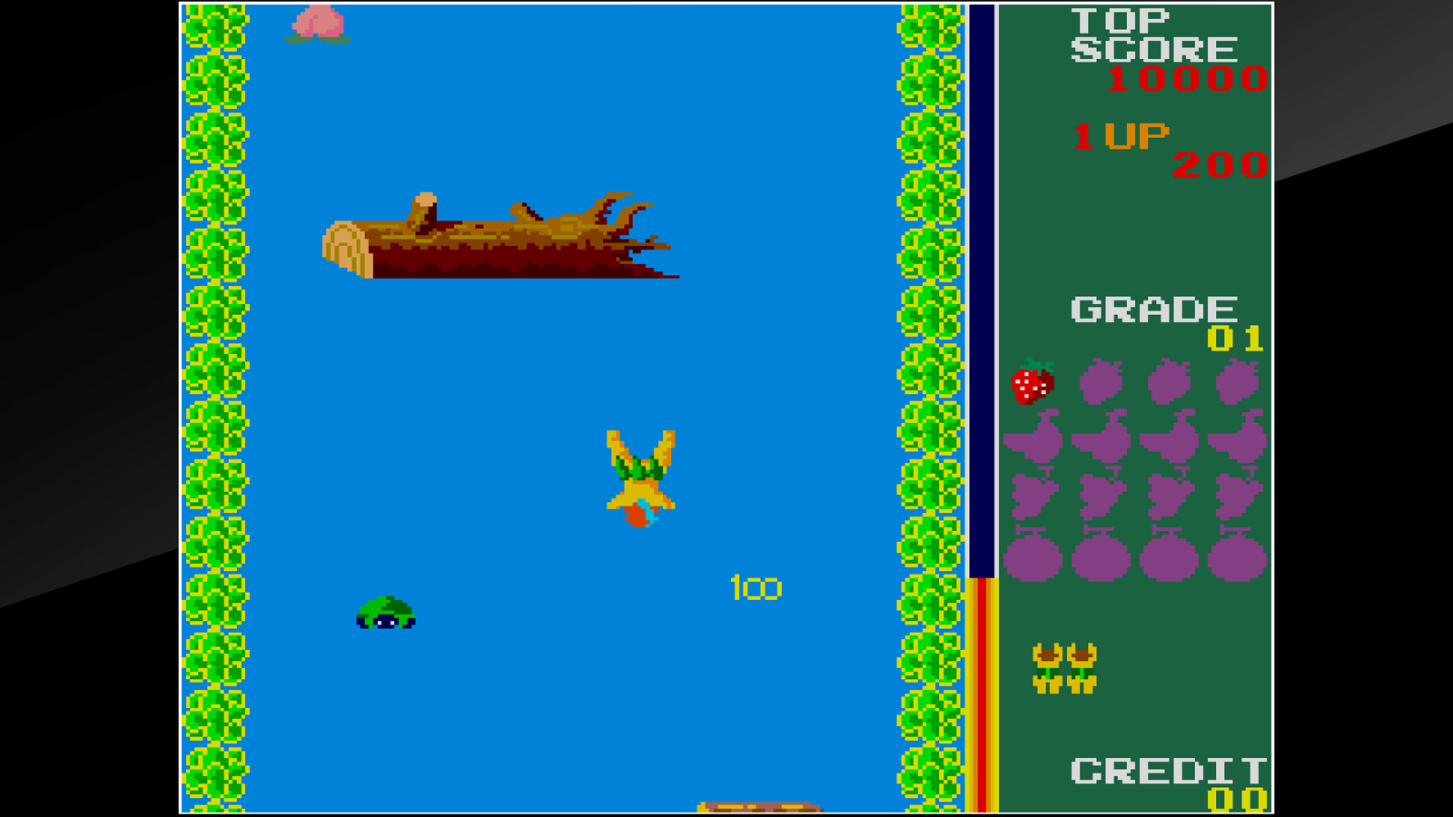 SWIMMER nello screenshot ufficiale HAMSTER: il nuotatore affronta ostacoli lungo il fiume.
