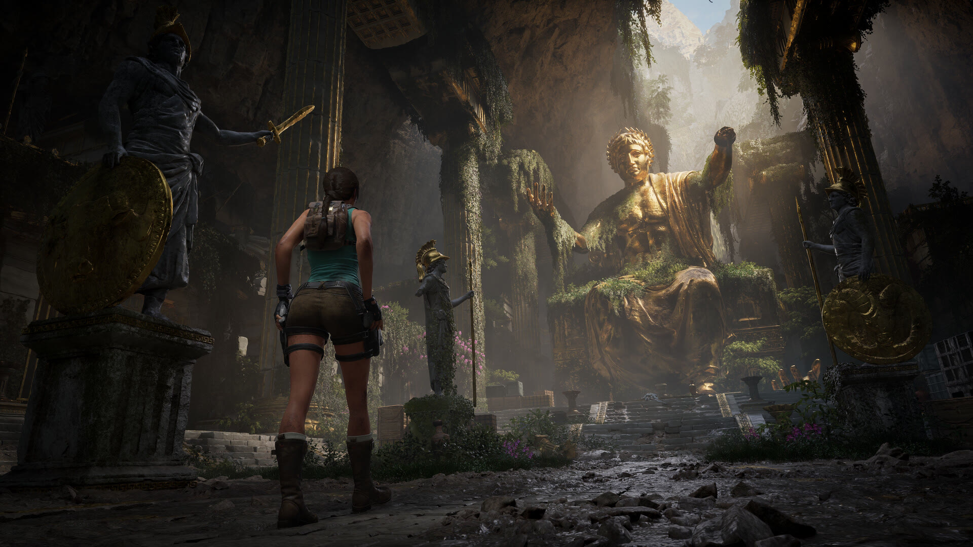 Lara esplora un tempio in un’immagine promozionale ufficiale di Legacy of Atlantis. Galleria Steam. Crystal Dynamics / Flying Wild Hog / Amazon Game Studios.