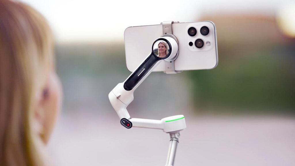 Insta360 Flow 2: multi-obiettivo su Android e novità iPhone Insta360 Flow 2 si packaging prodotto