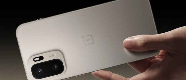 https://fdn.gsmarena.com/imgroot/news/26/04/oneplus-ace-6-ultra-metal-storm/-728x314/gsmarena_000.jpg
