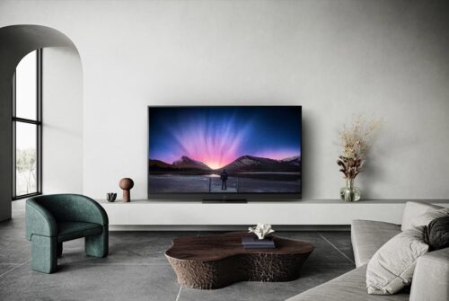 Panasonic LZ2000, il TV OLED top di gamma del 2022