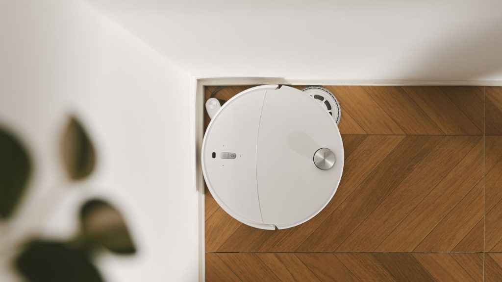 Roborock Qrevo Curv 2 Pro arriva in Italia: potenza e automazione al servizio della casa roborock Qrevo Curv 2 Pro