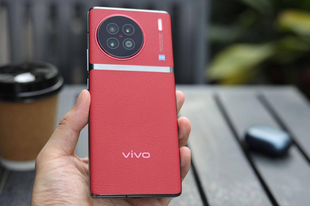 VIVO X90